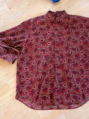 Vintage Men’s Roundtree & Yorker Red Paisley Longsleeve Tshirt XL Dress Loud